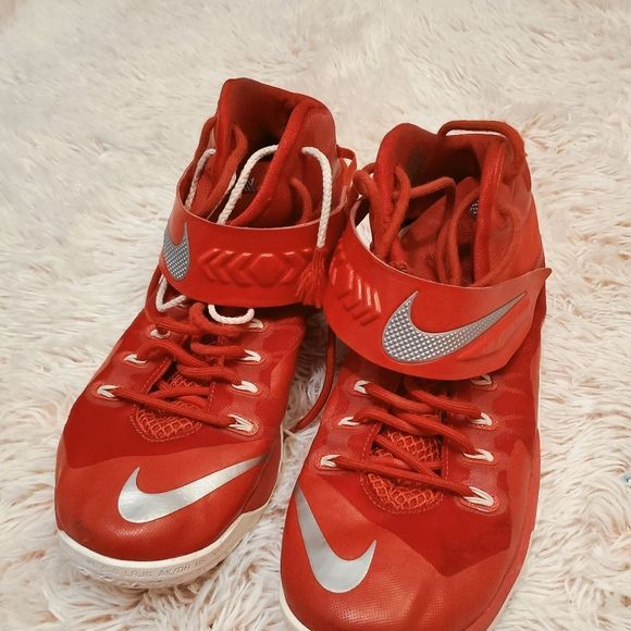 Nike ZOOM LeBron Soldier Red and White High Top Basketball Shoe Size 15 main image 7
